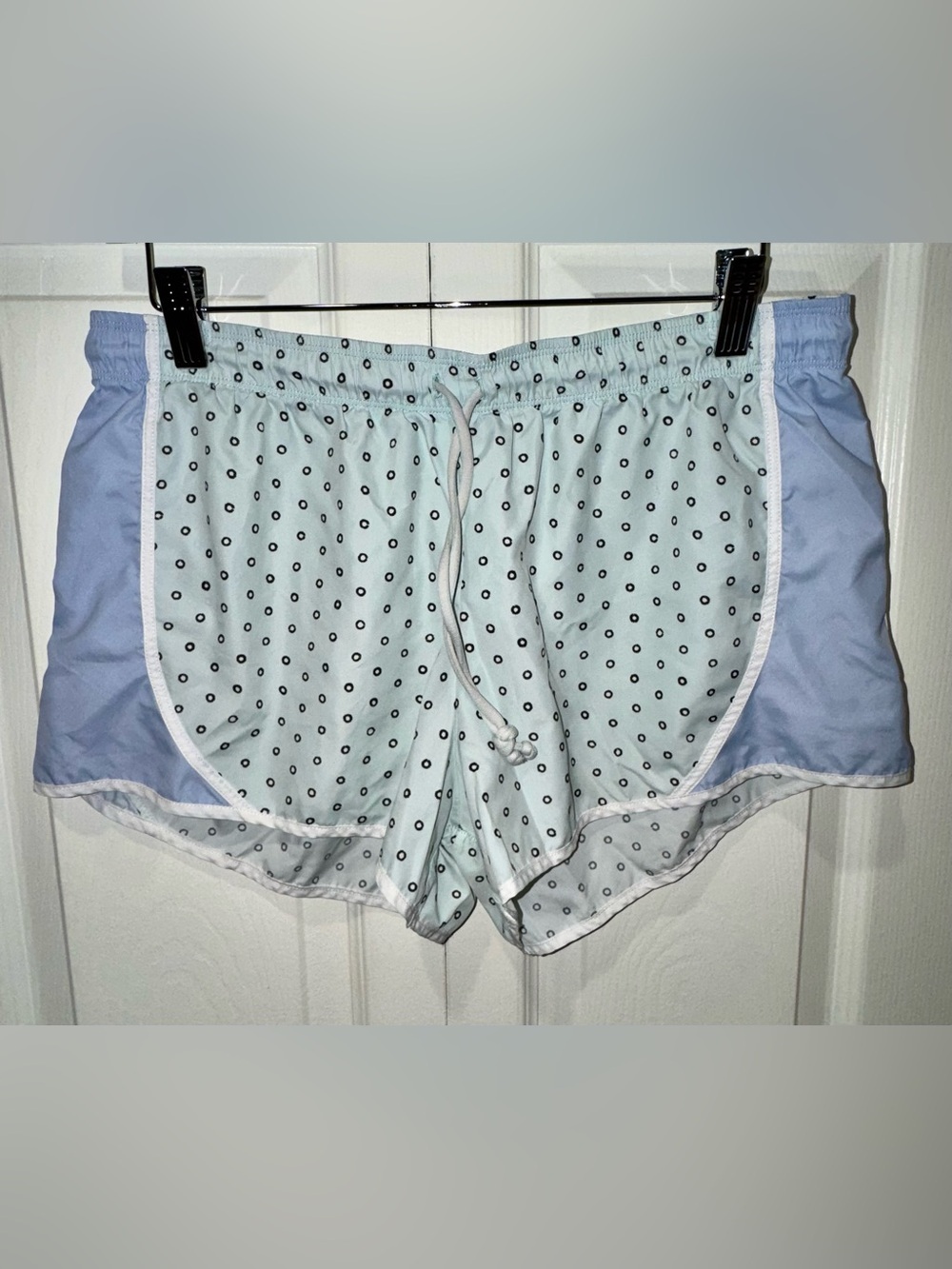 Aerie Polka Dot Running Shorts Flowy Dolphin Hem Size M